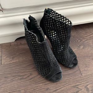Beautiful cage open toe booties